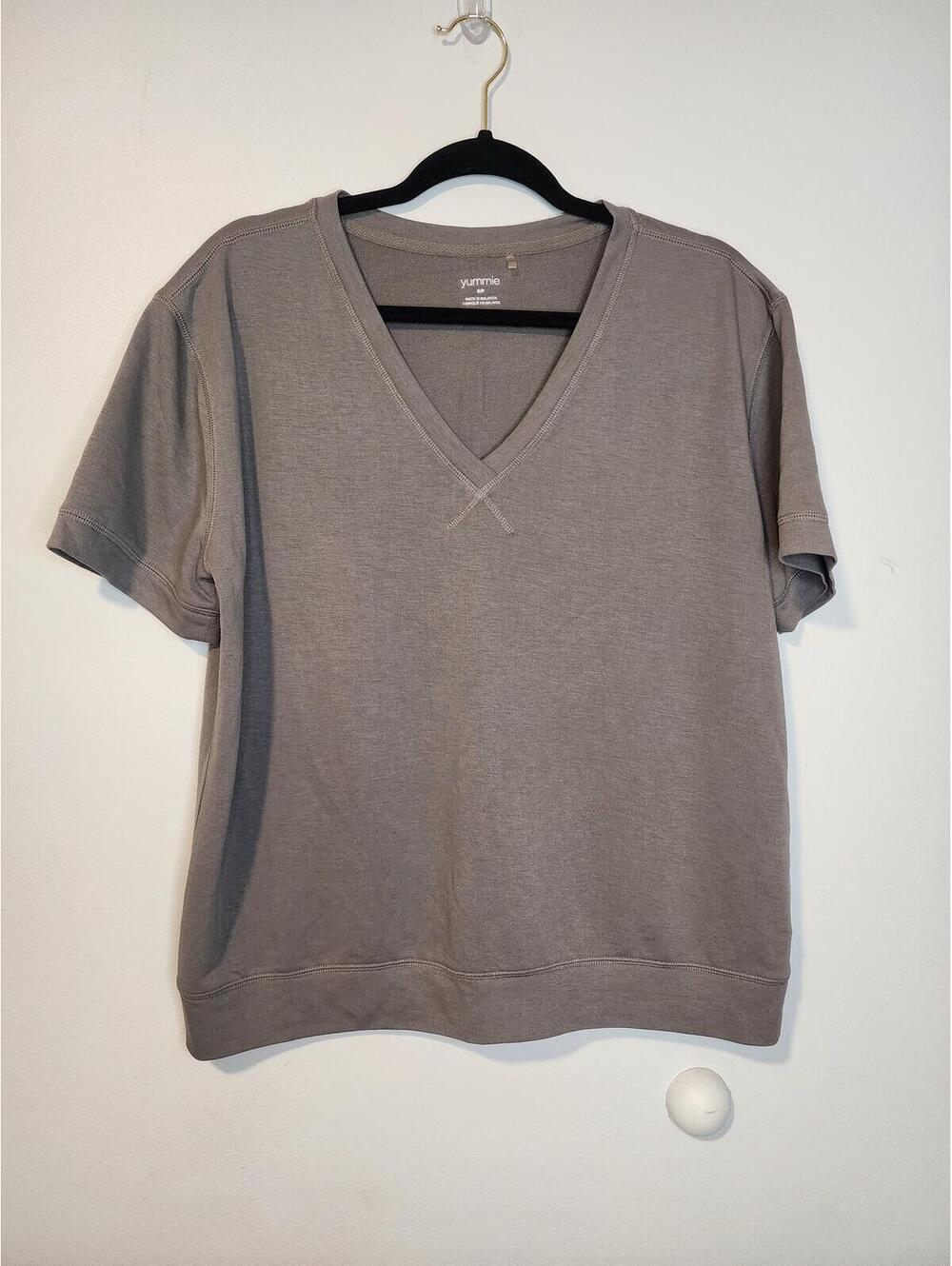 Yummie Gray Damian V-Neck Short Sleeve Oversized Relax Fit S/P